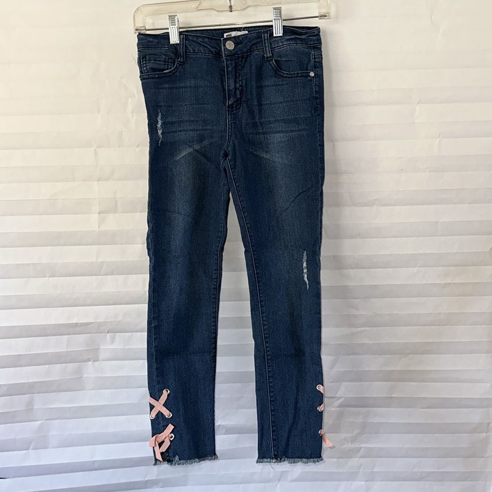 Epic Threads Girls Blue Distressed Jeans Pink Ribbon Accent Size 12 Pre-Owned
